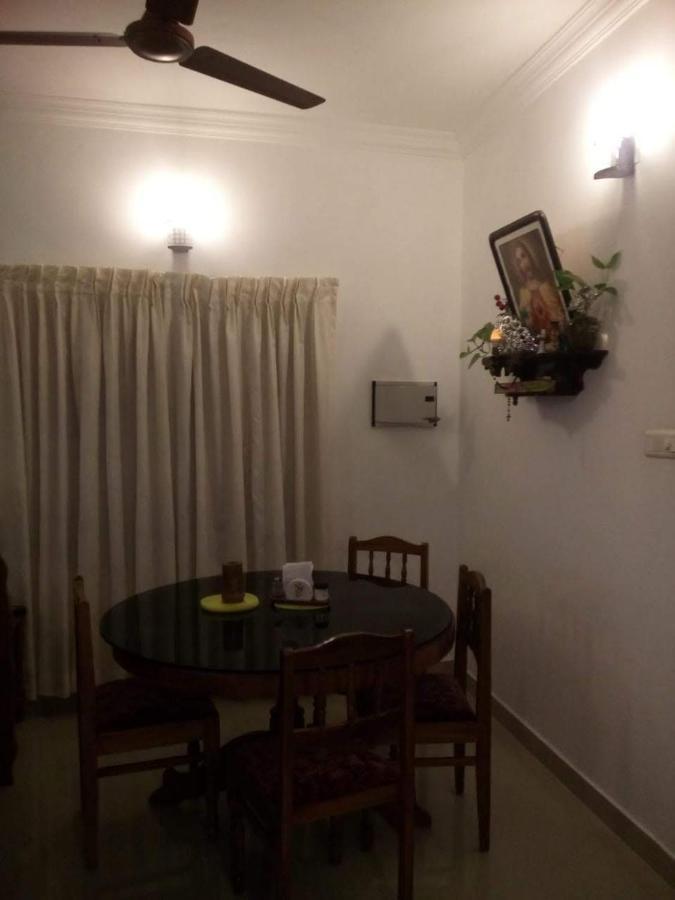 Nathans Holiday Home Kochi Екстер'єр фото